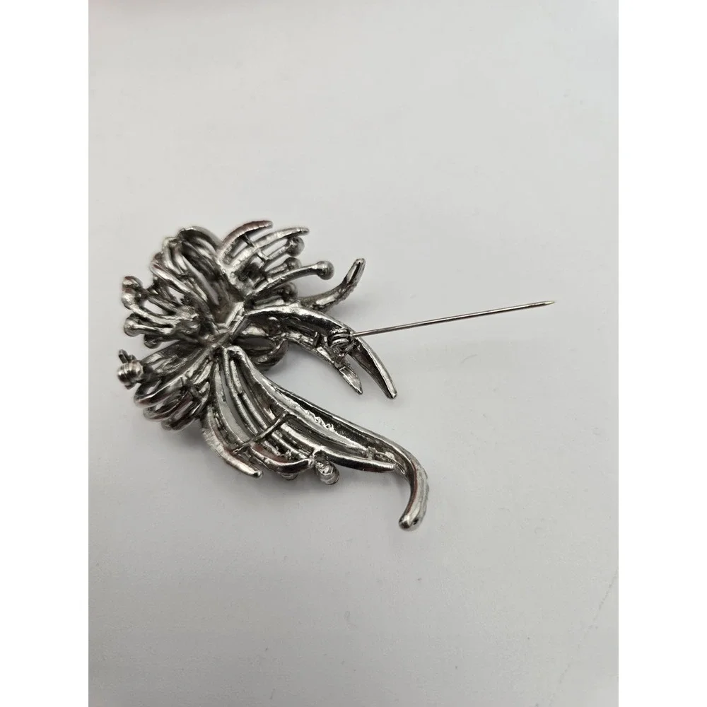 Silver Tone Brooch Blue Rhinestones Bow‎ Ribbon